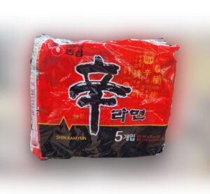 Spicy ramen Nongshim